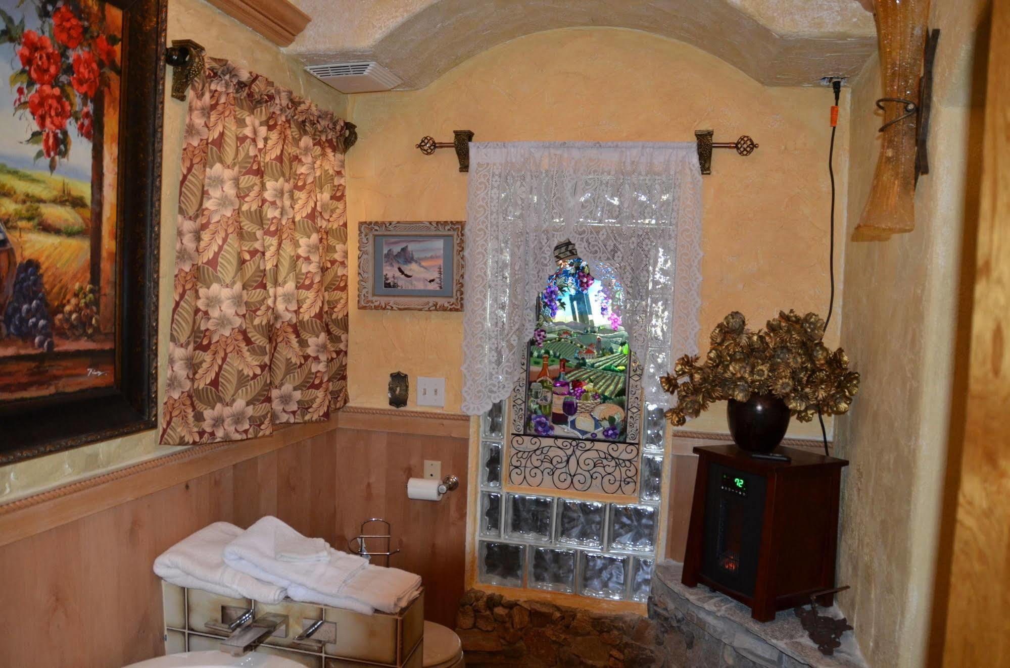 Where Eagles Fly Bed & Breakfast Elk Point Bagian luar foto
