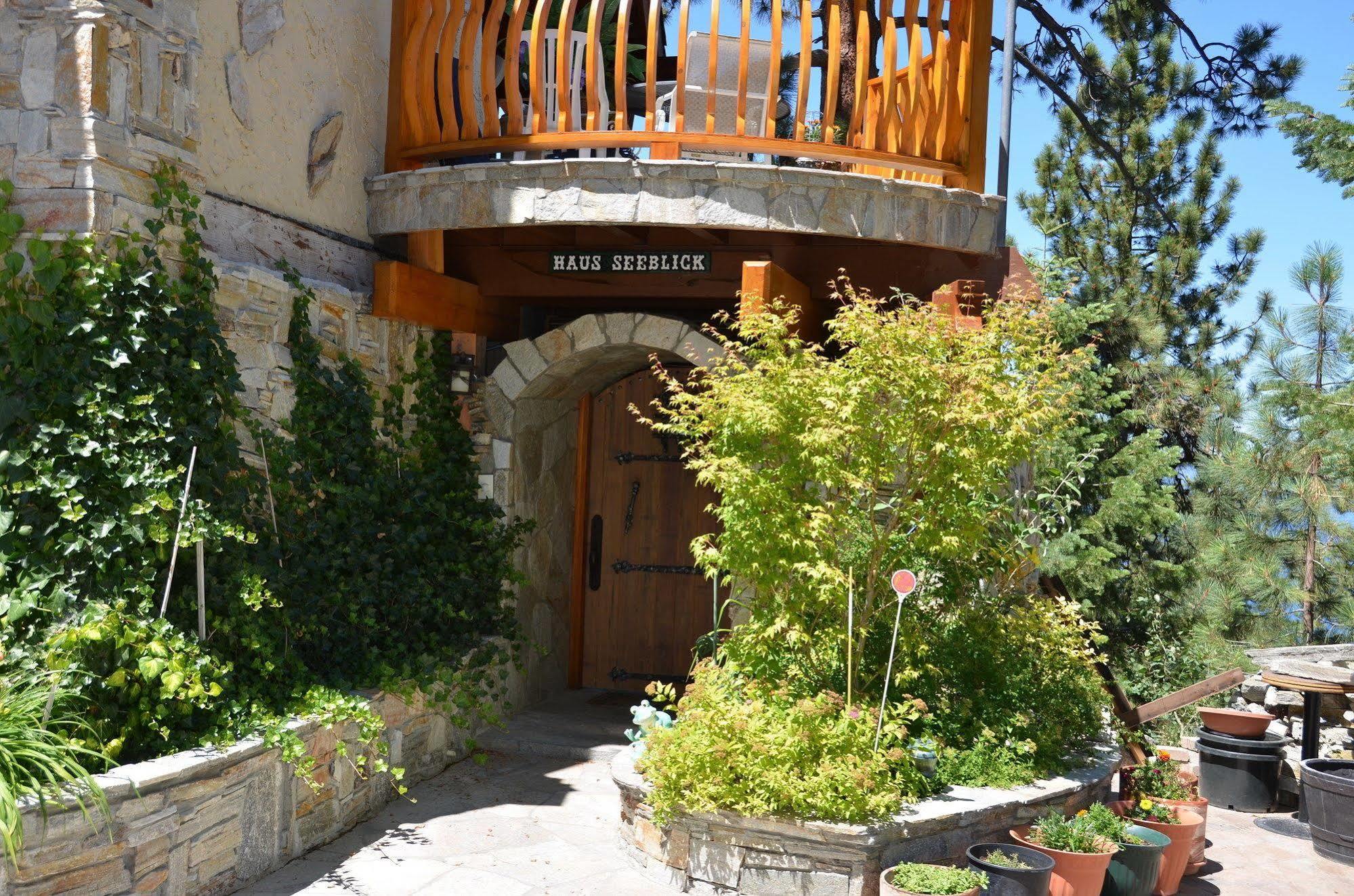 Where Eagles Fly Bed & Breakfast Elk Point Bagian luar foto